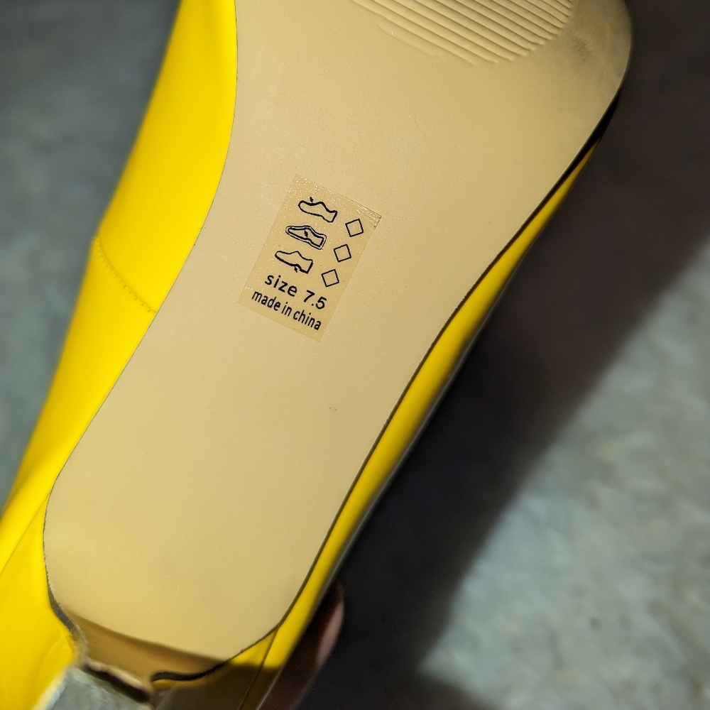 Michael Antonio yellow heels - Picture 6 of 15